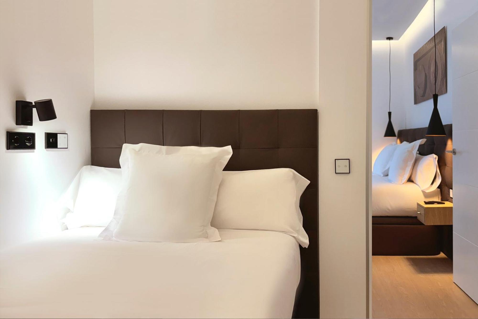 Woohoo Rooms Boutique Luna Мадрид Экстерьер фото
