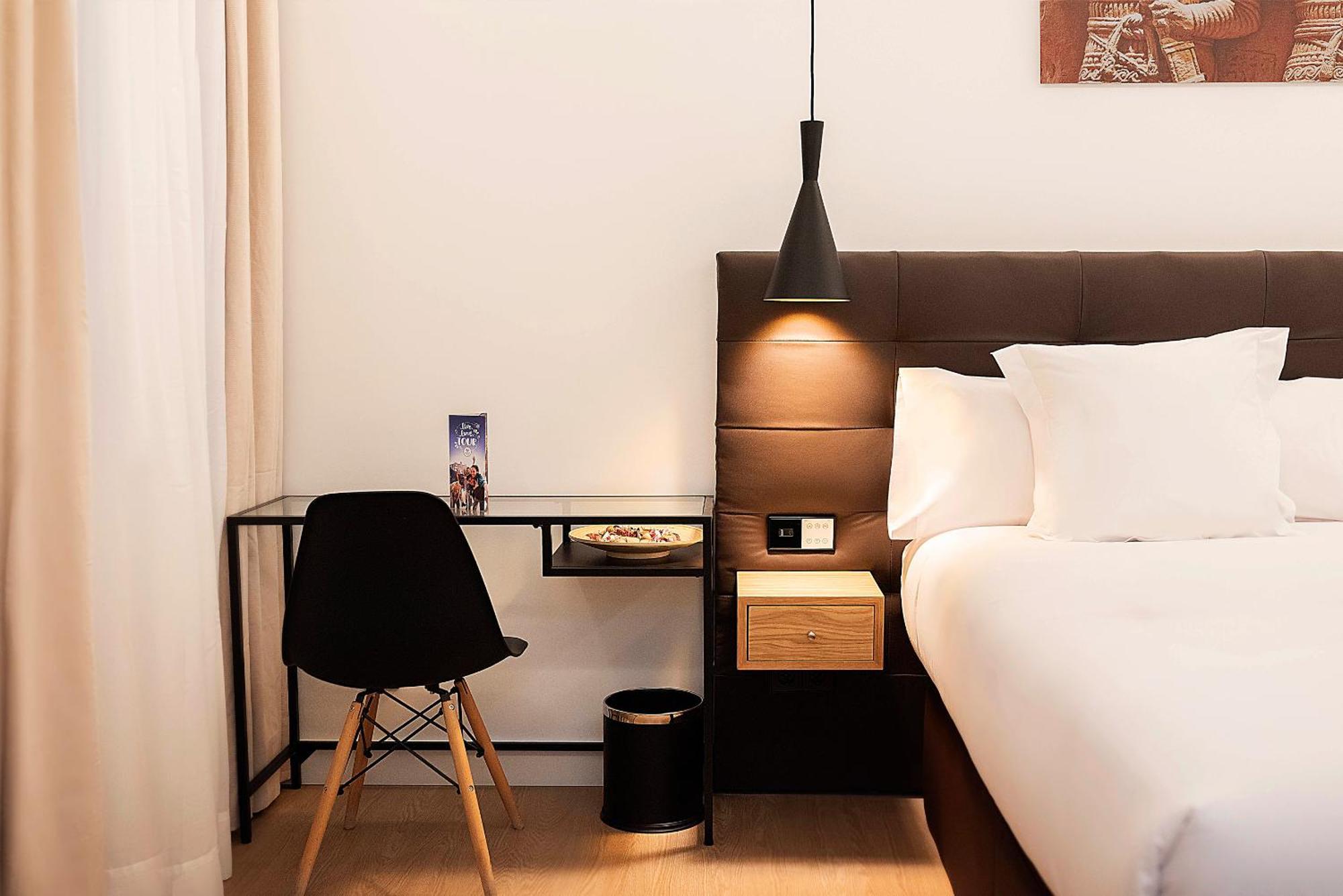 Woohoo Rooms Boutique Luna Мадрид Экстерьер фото